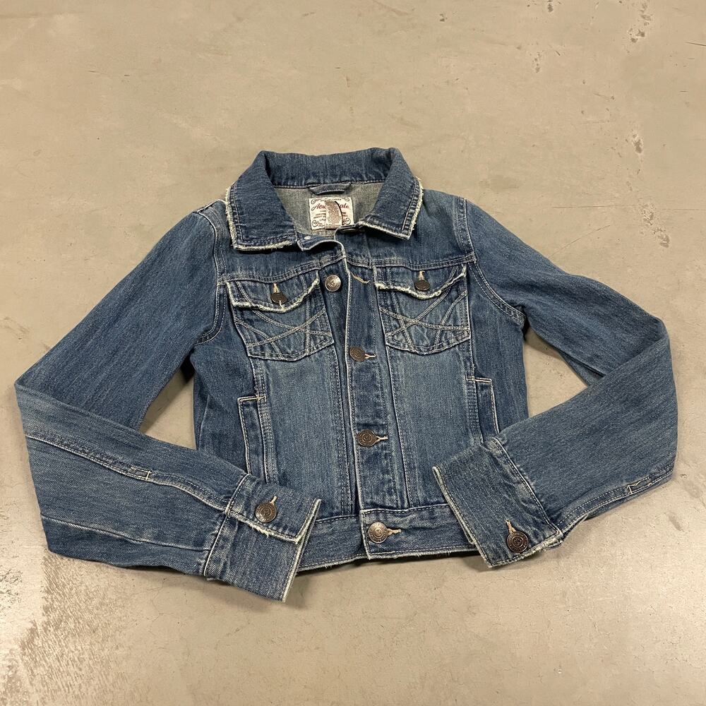 Cropped y2k american eagle denim trucker jacket